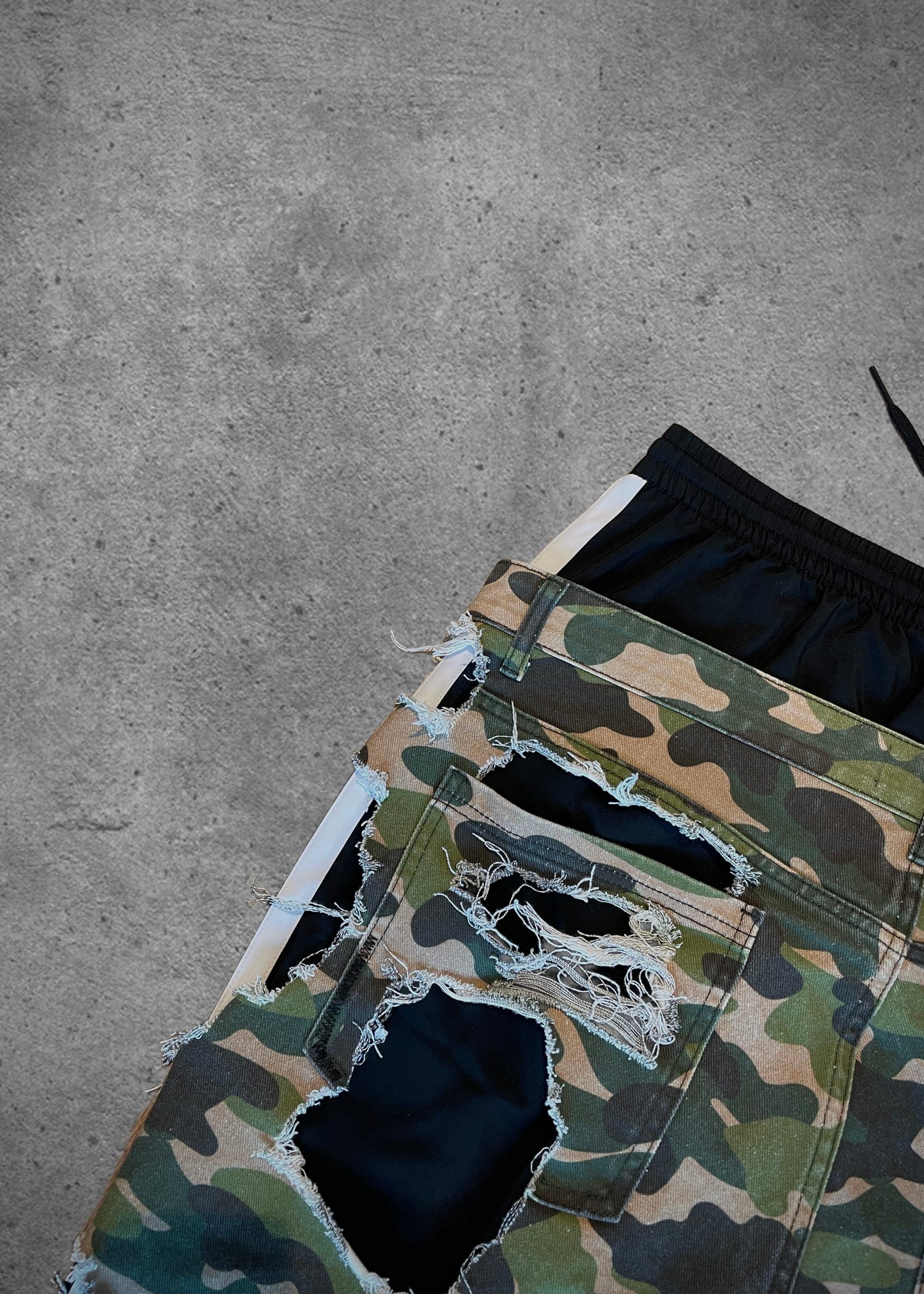 Adi camo black 38