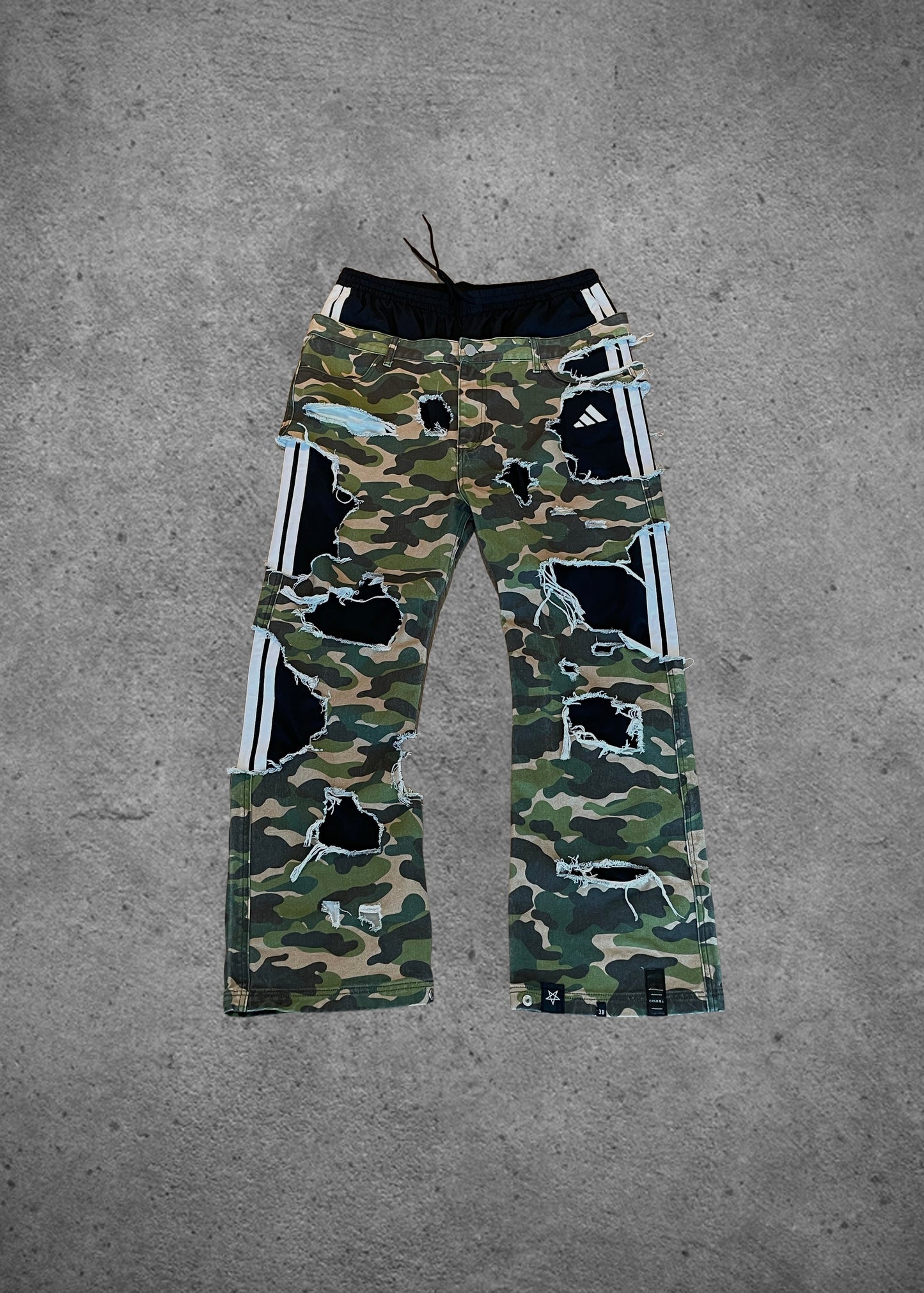 Adi camo black 38