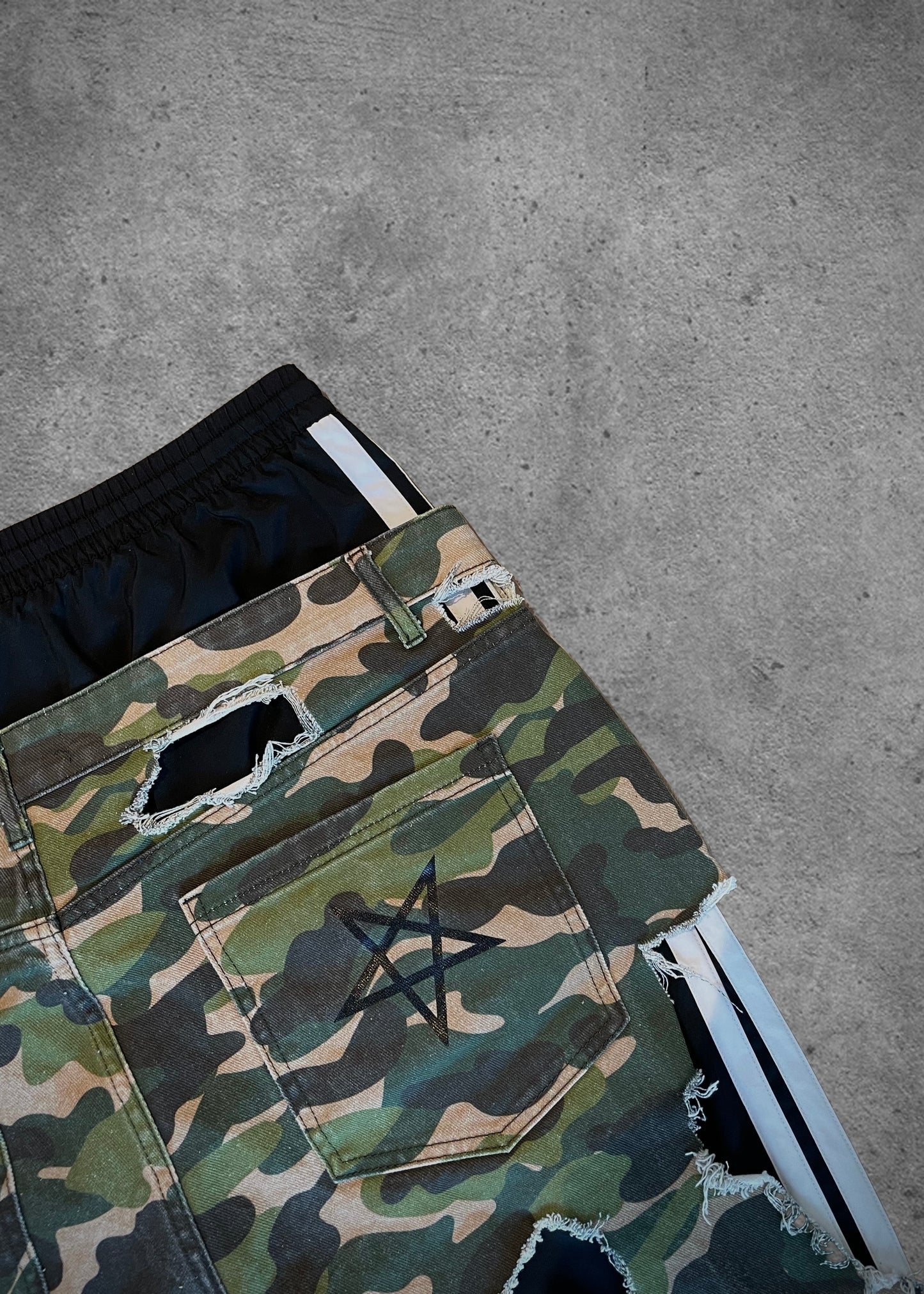 Adi camo black 38